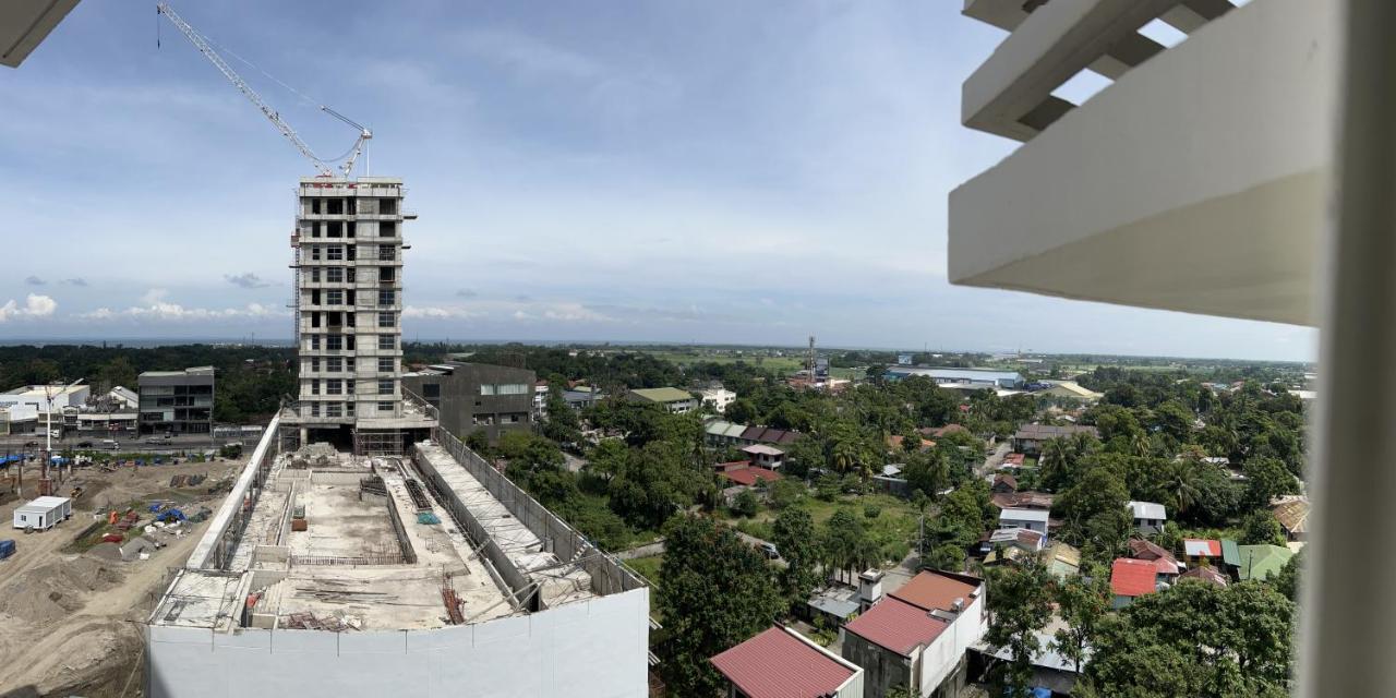 Lovely Studio Condominiums At Mesavirre Garden Residences Bacolod Bagian luar foto
