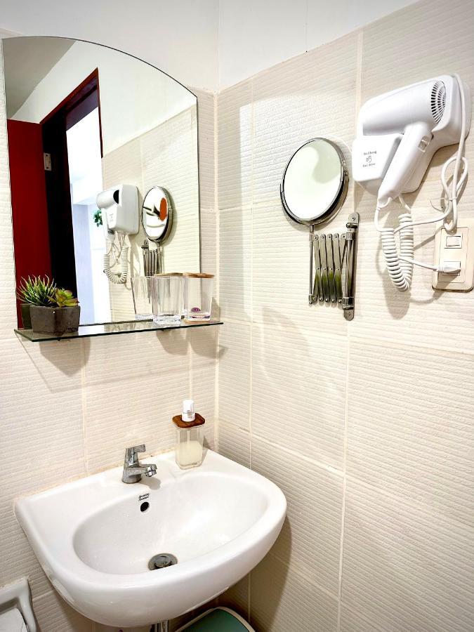 Lovely Studio Condominiums At Mesavirre Garden Residences Bacolod Bagian luar foto