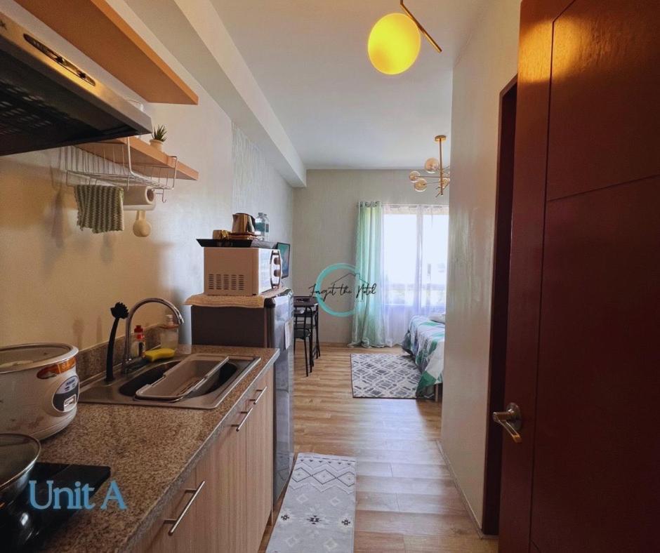 Lovely Studio Condominiums At Mesavirre Garden Residences Bacolod Bagian luar foto